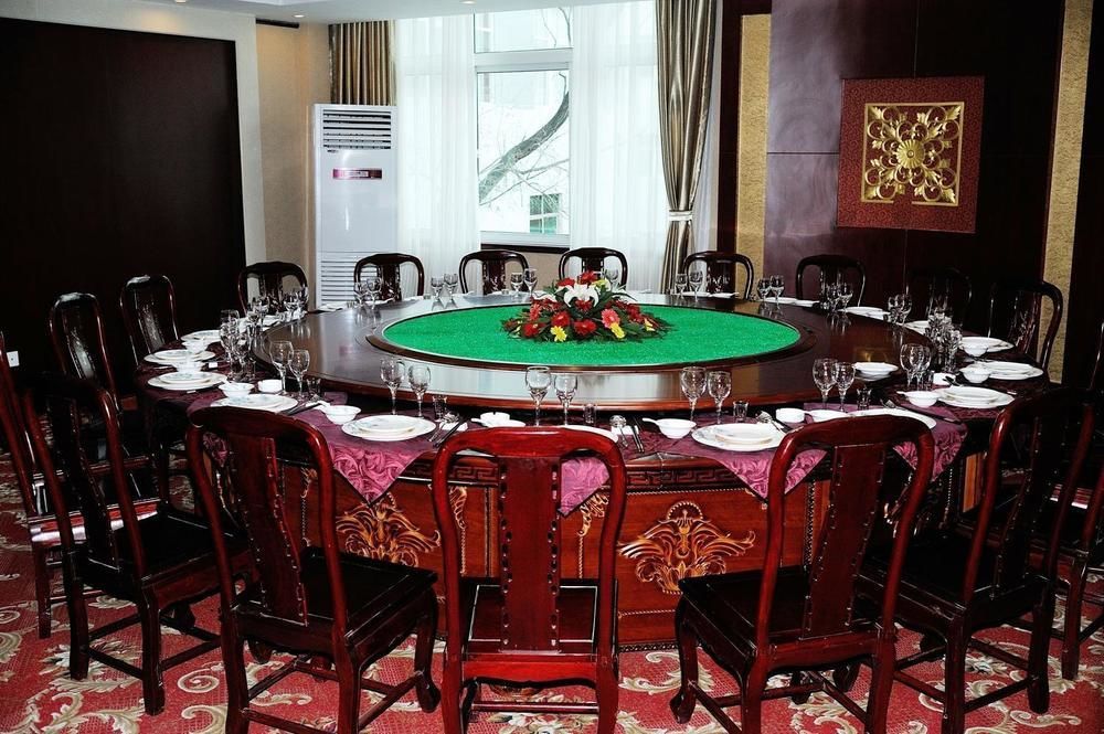 Huatian Grand Hotel Dengfeng Ngoại thất bức ảnh